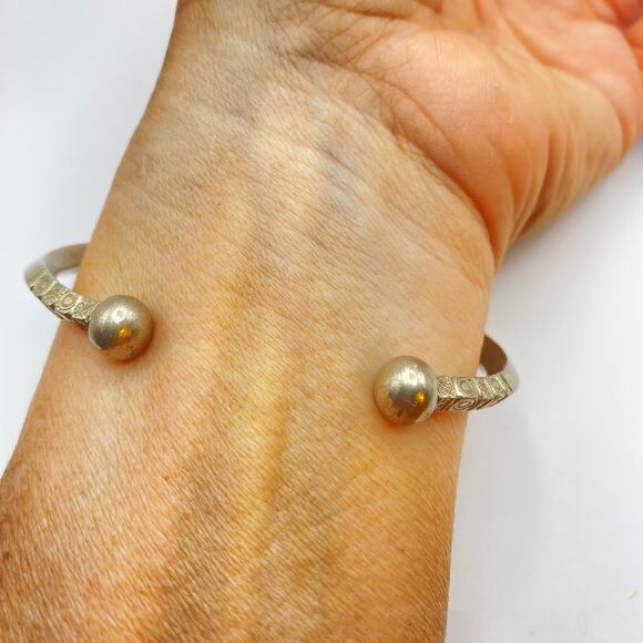 Signed TUAREG African Bracelet Coin Silver Tribal Ethnic Boho Unisex 7 1/2" - Picture 10 of 11